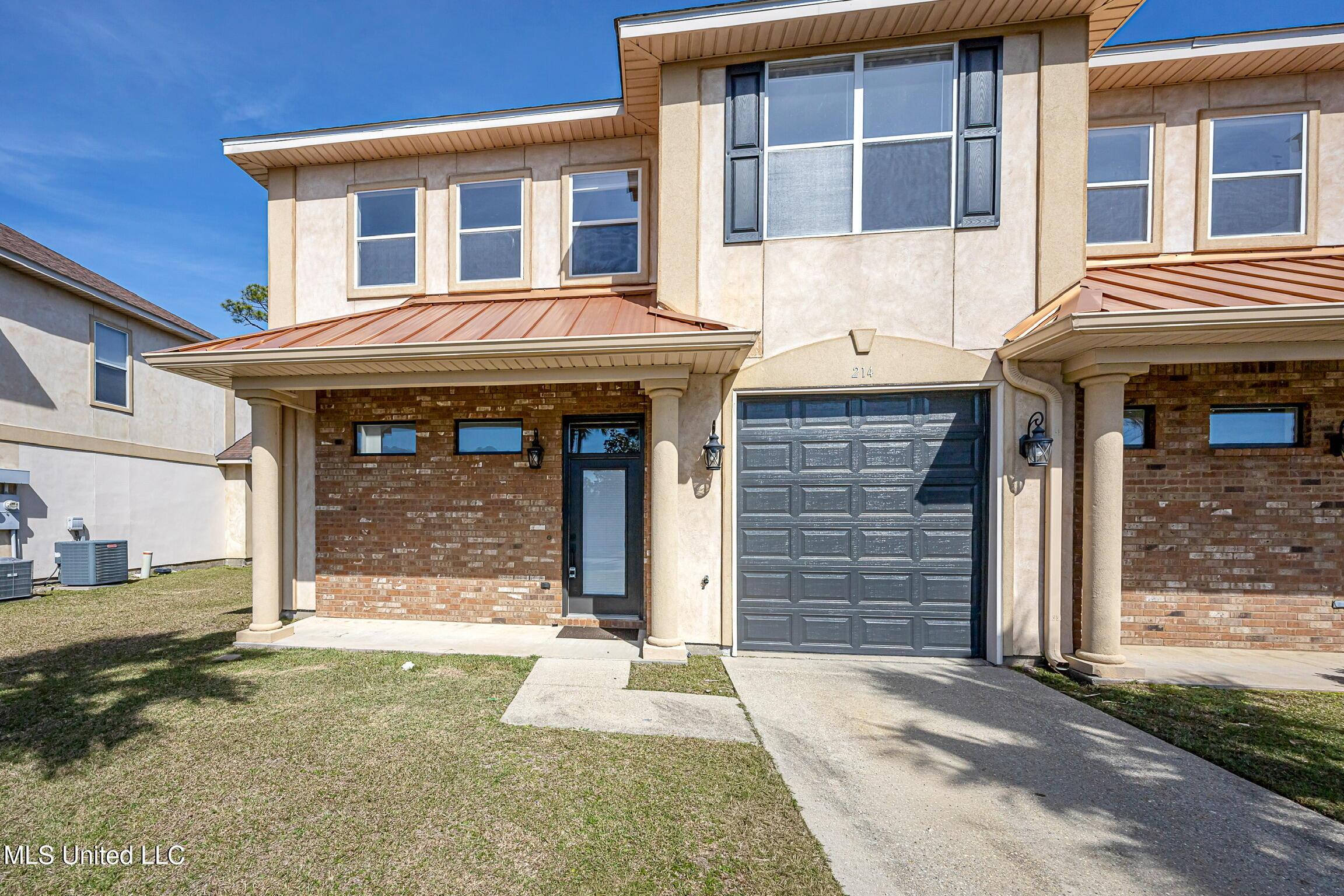 Image 4: Capri Place