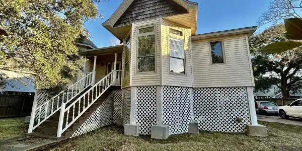 4500 Shadow Wood Circle