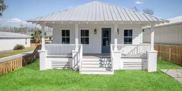 305 Third Street