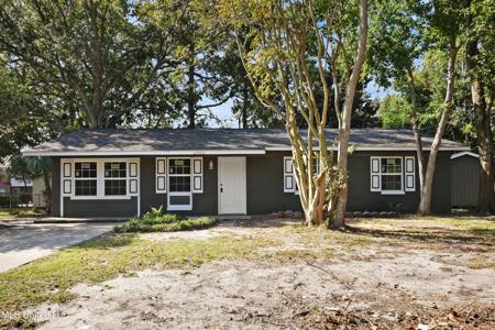 2902 Blanchard Avenue