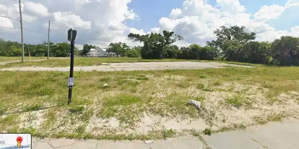 Image 3: vacant lot