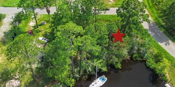 Image 2: Aerial from Canal starred