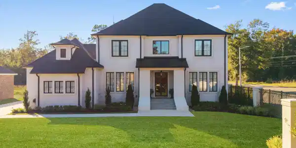 699 Savannah Estates Boulevard