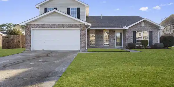 930 Wildwood Lane