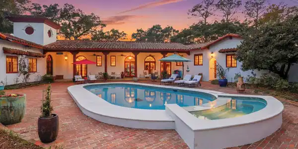 13801 Arbor Circle