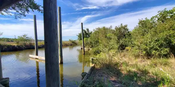 Canal Road
