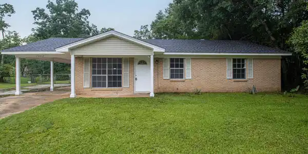 15412 Hartford Drive