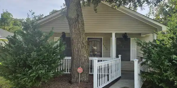 1113 Beach Avenue
