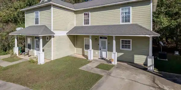 1322 Foxwood Place