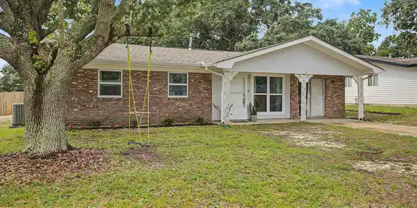 2317 Arbor Drive