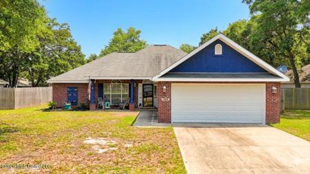 104 Hawthorne Drive