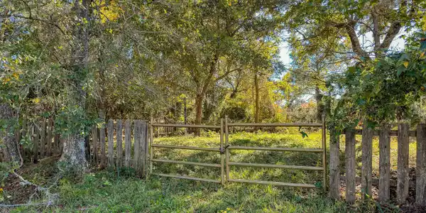 204 3rd Avenue