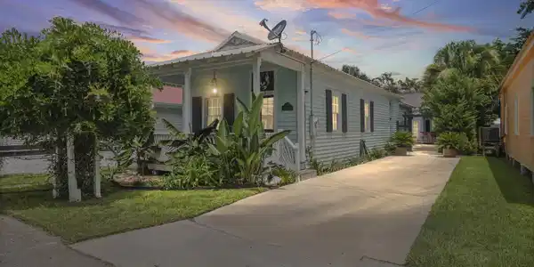 253 Sycamore Street