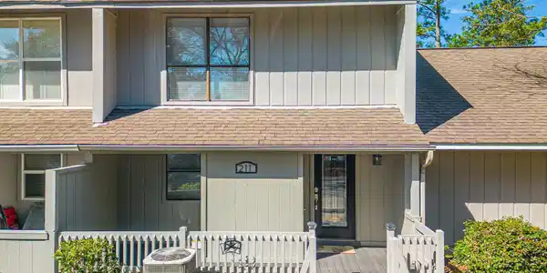 211 Highpoint Drive