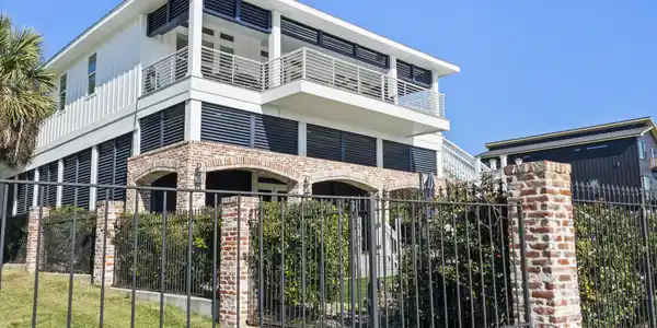 1615 Cayman Cove