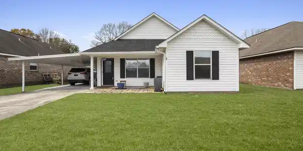 10389 Cottage Court