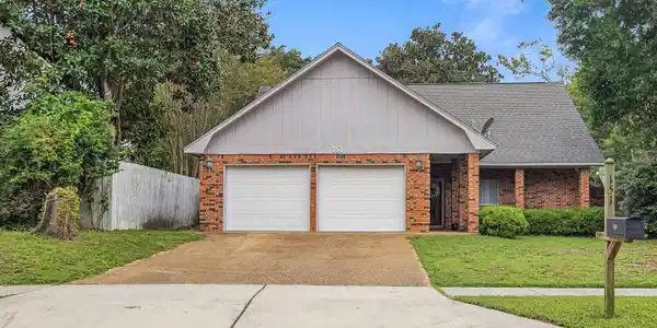 151 Balmoral Avenue