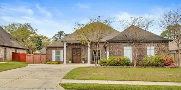 944 Caroline Drive