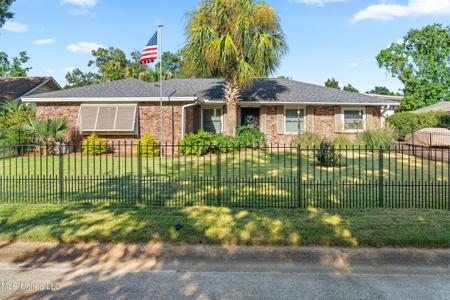 110 Driftwood Drive