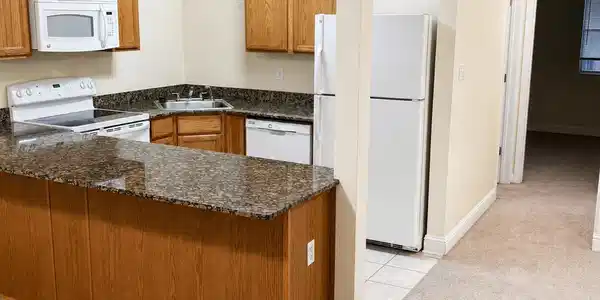 Image 2: Kitchen