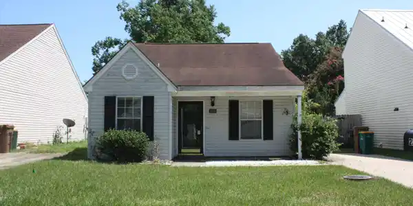 2379 Trafalgar Drive
