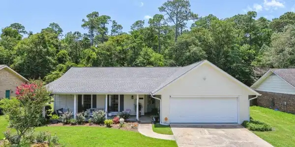 423 Cove Drive