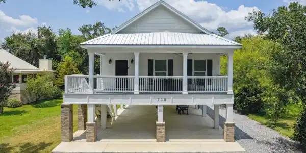 708 Third Street