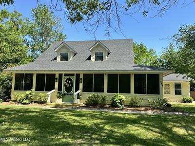 219 Boggs Circle