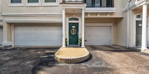 2252 Beach