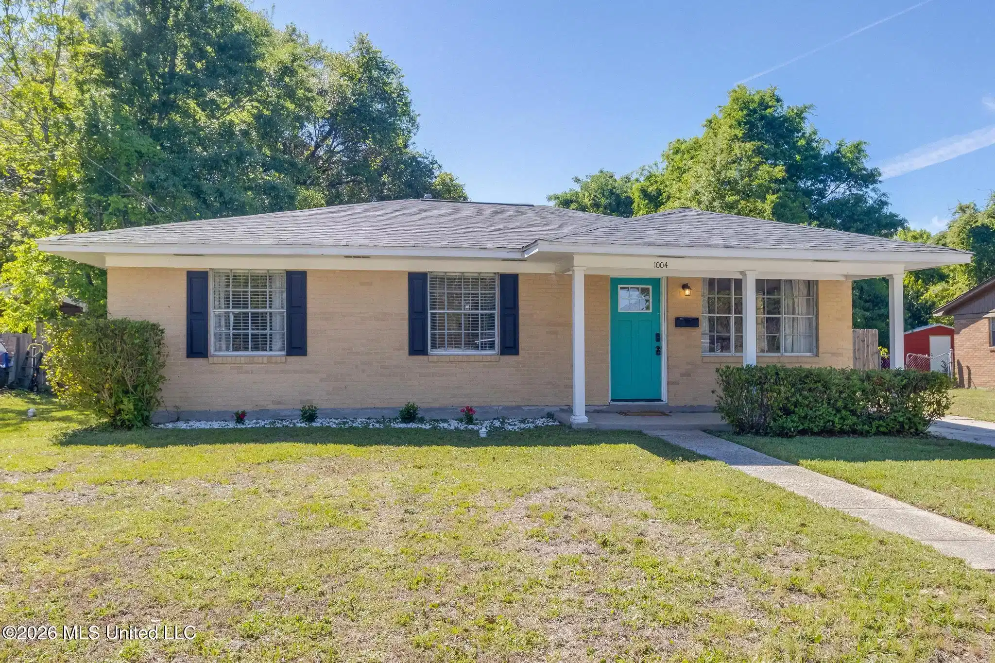 Image 1: Front of House