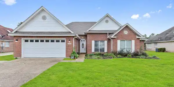 6717 Southwind Drive
