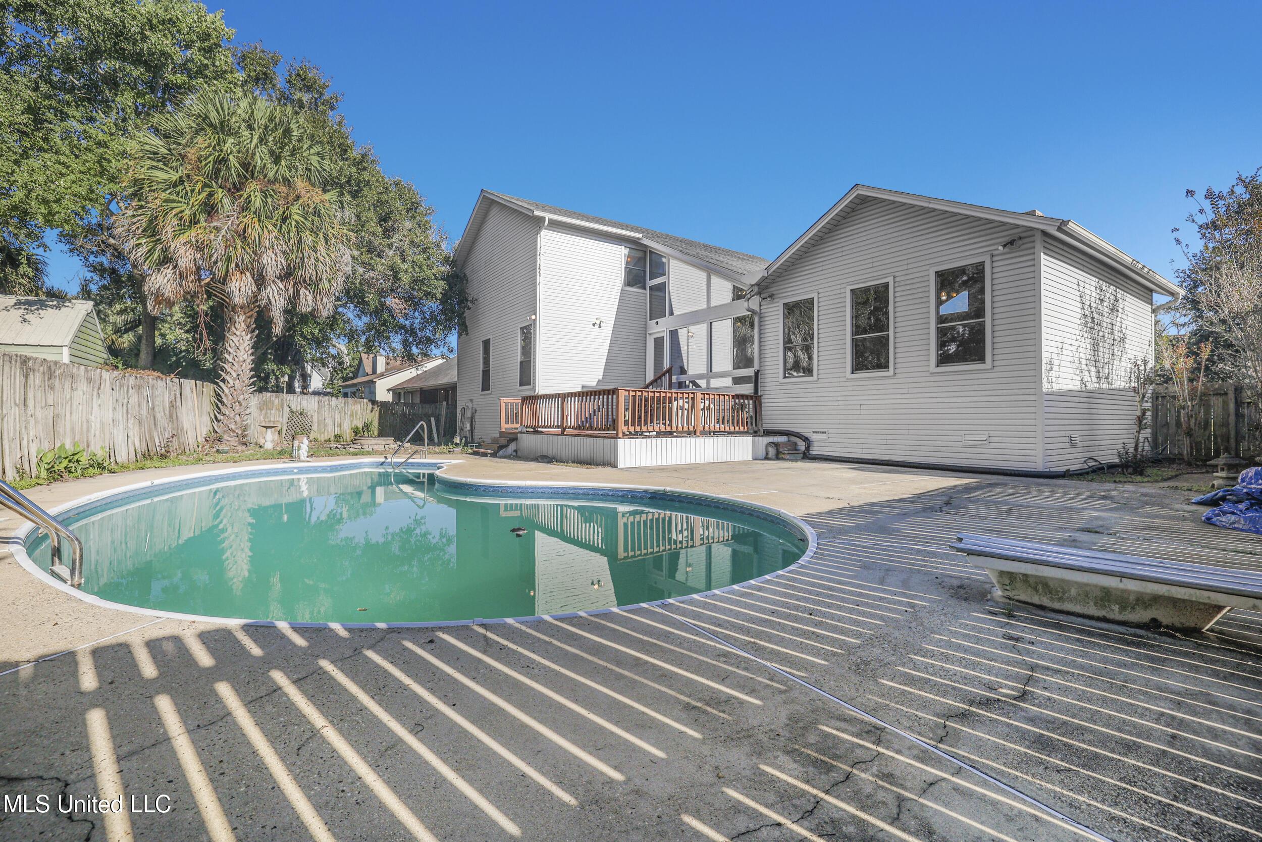 Image 3: 58_283_4409_shadow_wood_cir_pascagoula_c