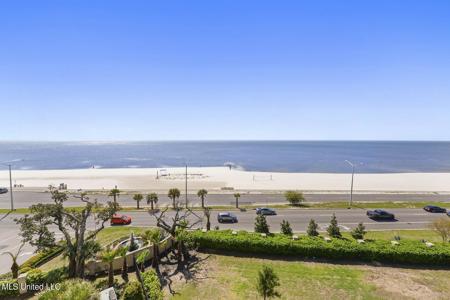 2668 Beach Boulevard