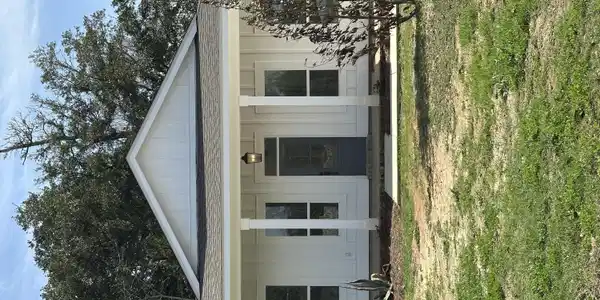 821 Central Avenue