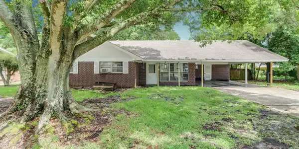 2211 Popps Ferry Road