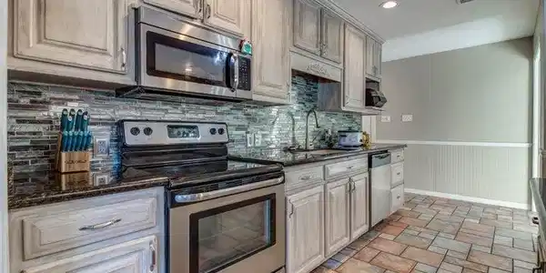 Image 2: kitchen menge 2