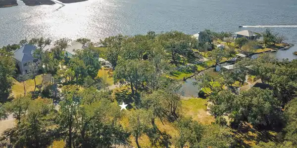 Eagle Point Road