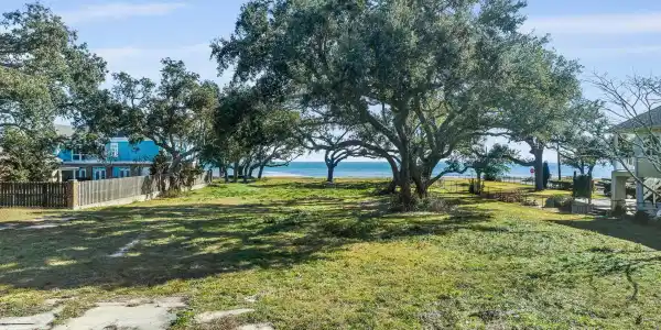 0 E Beach Boulevard