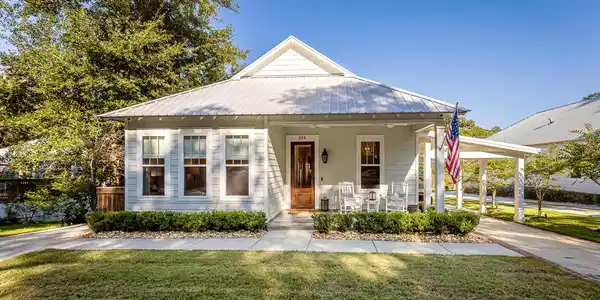 324 Magnolia Avenue