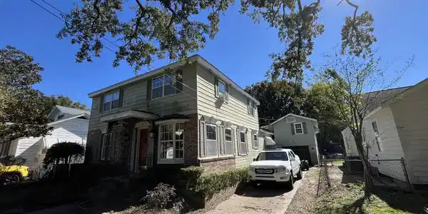 1059 Lafayette Street