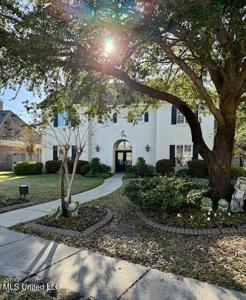405 Chablis Lane