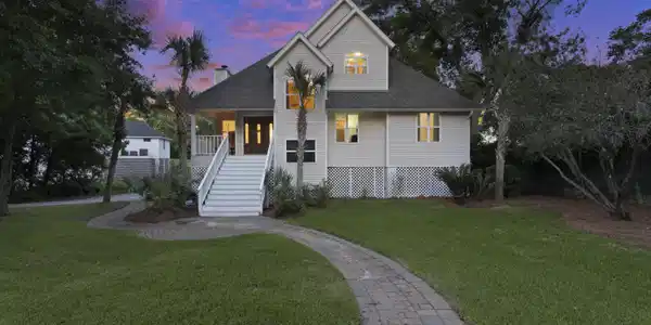 411 Wulff Drive