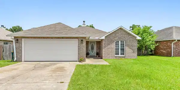 10538 Shore Cove