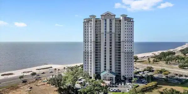 2668 Beach Boulevard