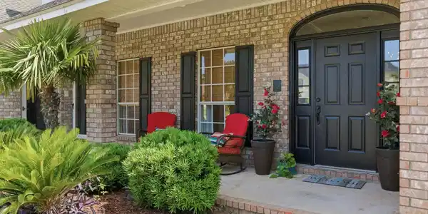 Image 2: Front Entrance