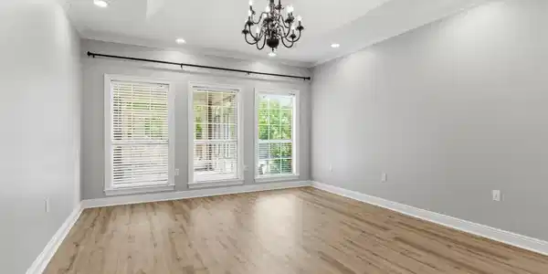 Image 4: Formal Living Room