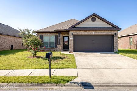118 Clear Springs Circle
