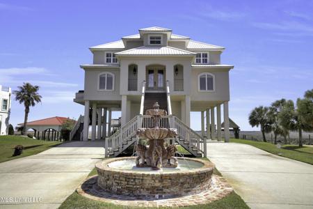 1326 Poki Place