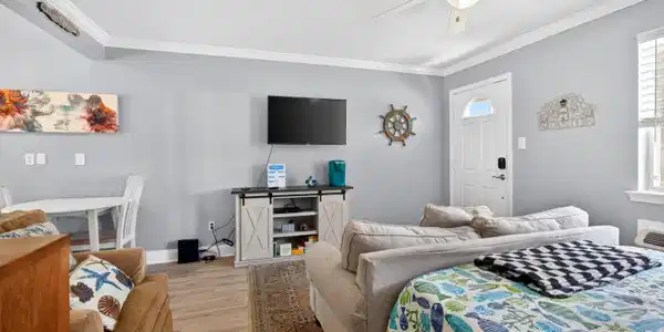 Image 4: 1664Beach#7-4