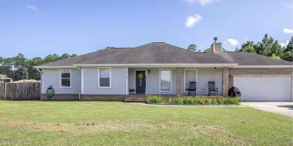 14805 Nassau Drive